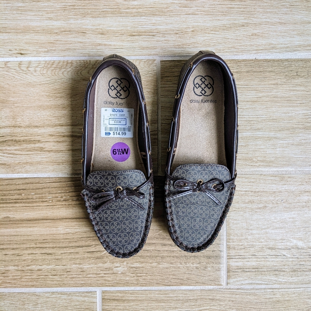 Daisy Fuentes Brown Loafers